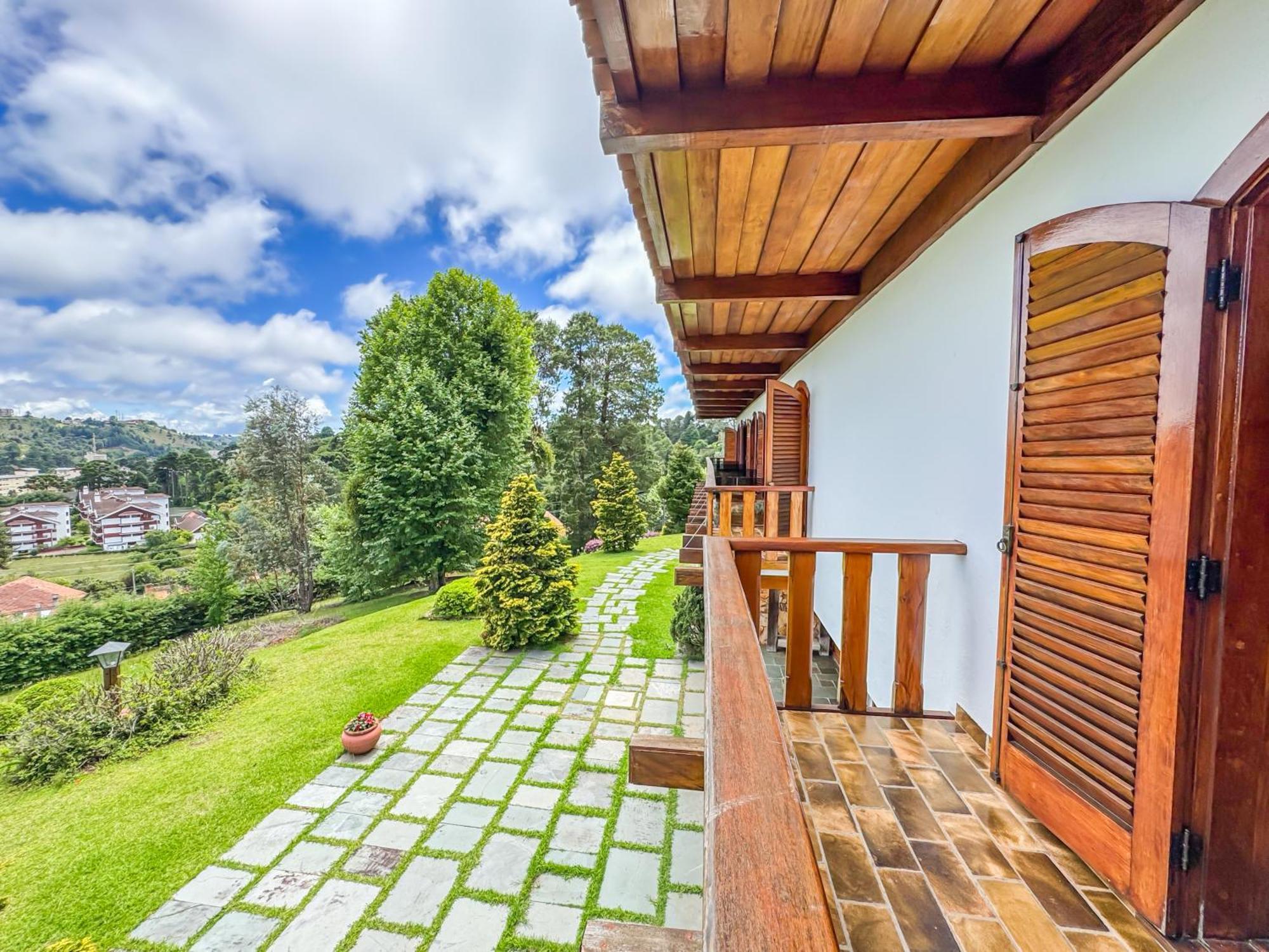 Mansao Nacional Inn Campos do Jordao Ngoại thất bức ảnh